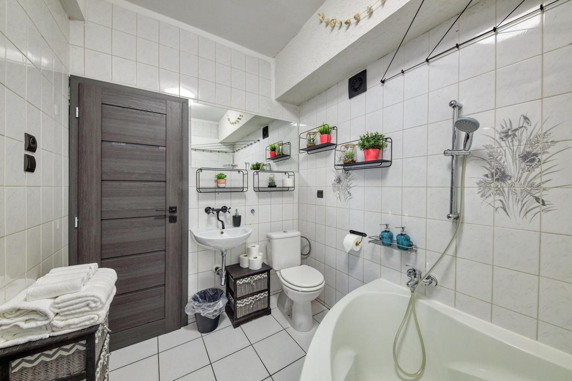 Mahalo Apartment Bratislava Exteriör bild