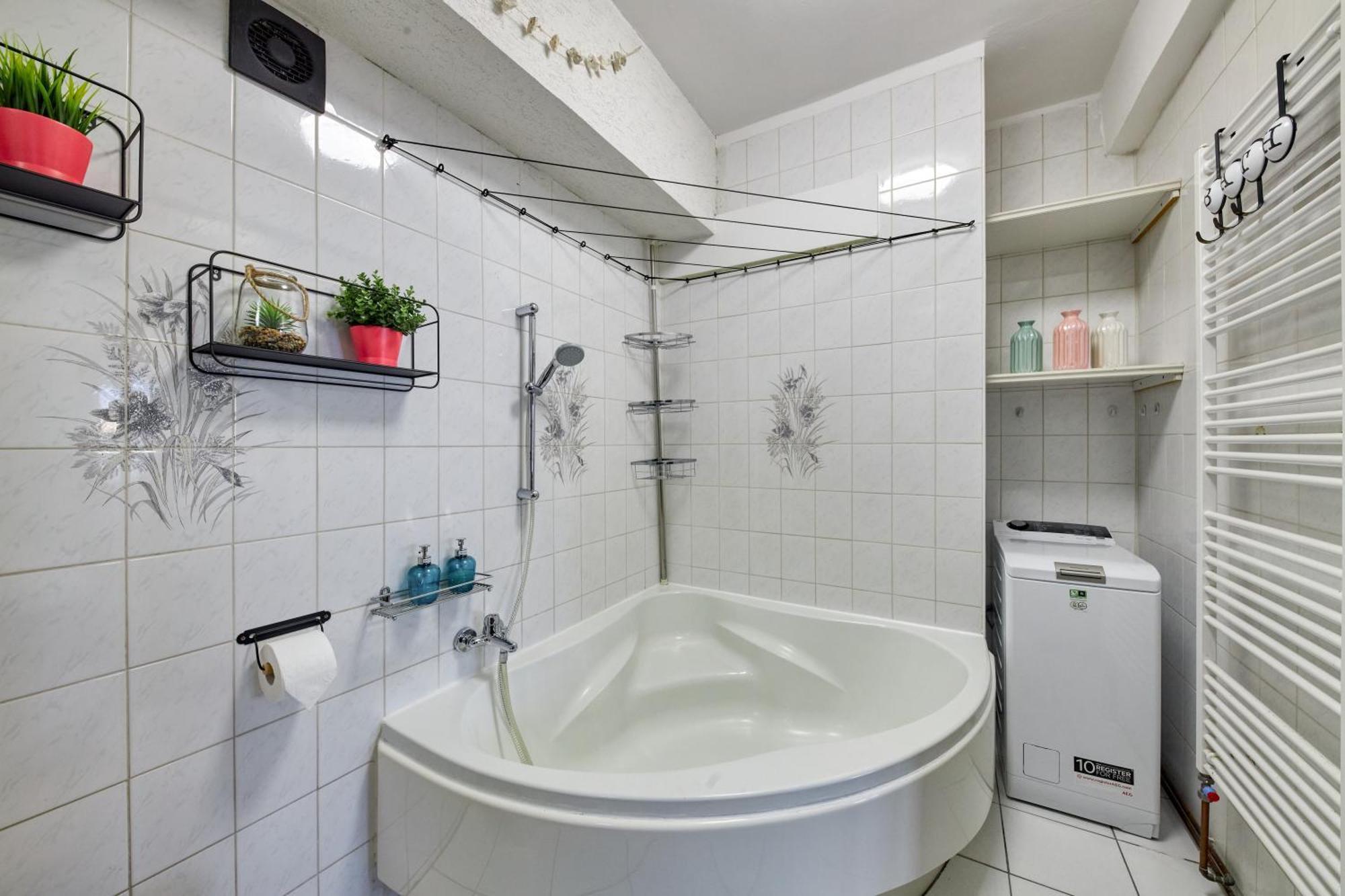 Mahalo Apartment Bratislava Exteriör bild